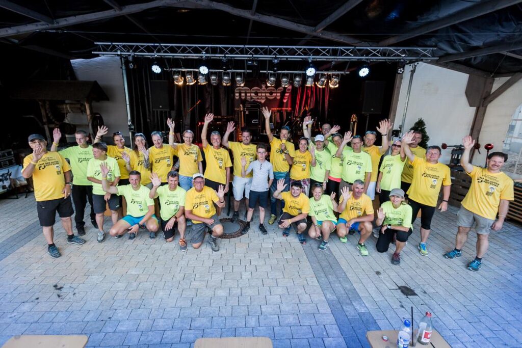 37258929_2098001476940262_6836371321320898560_n